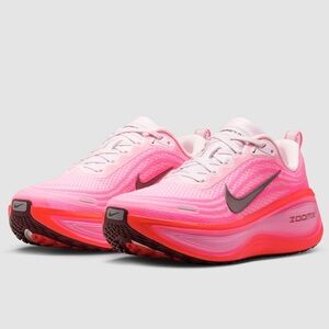 Nike Vomero Plus - Size 9 - Hyper Pink/Bright Crimson/Pink Foam/Burgundy Crush